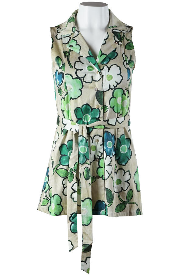 Czech Republic blouse green flower